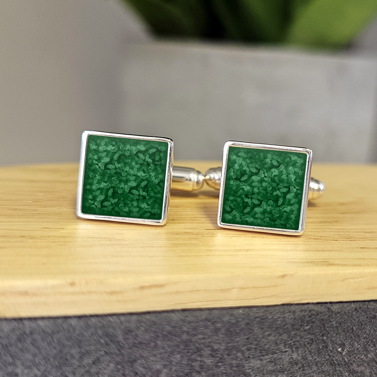 EMERALD GREEN