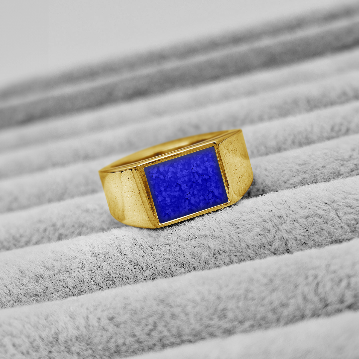 ROYAL BLUE