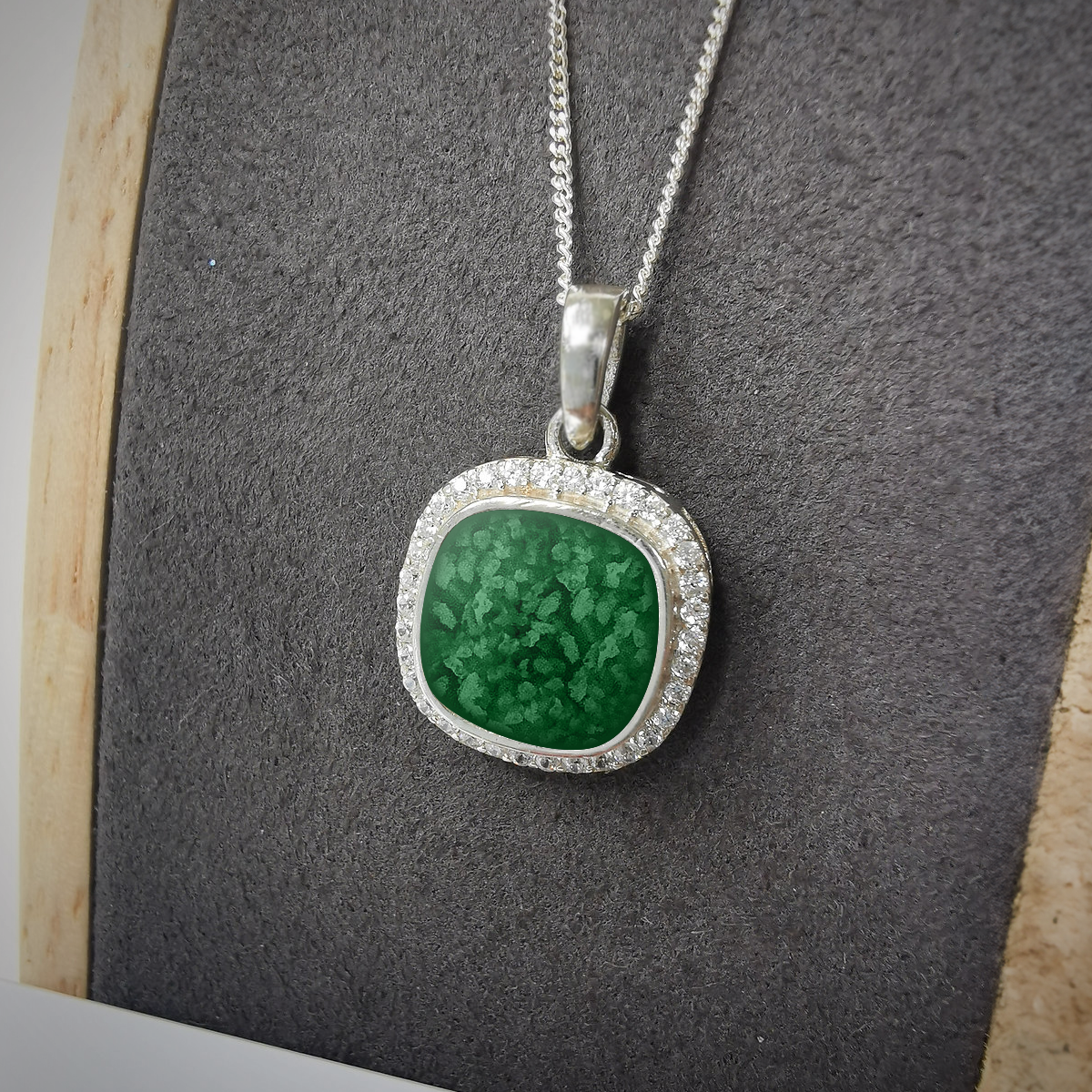 EMERALD GREEN