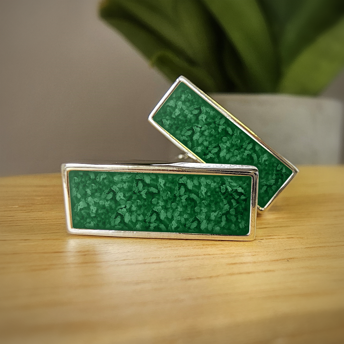 EMERALD GREEN