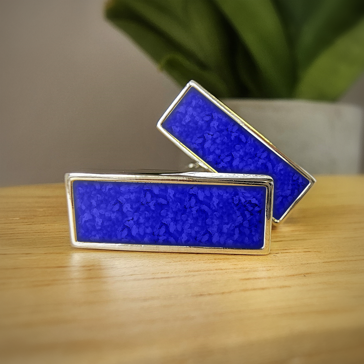 ROYAL BLUE