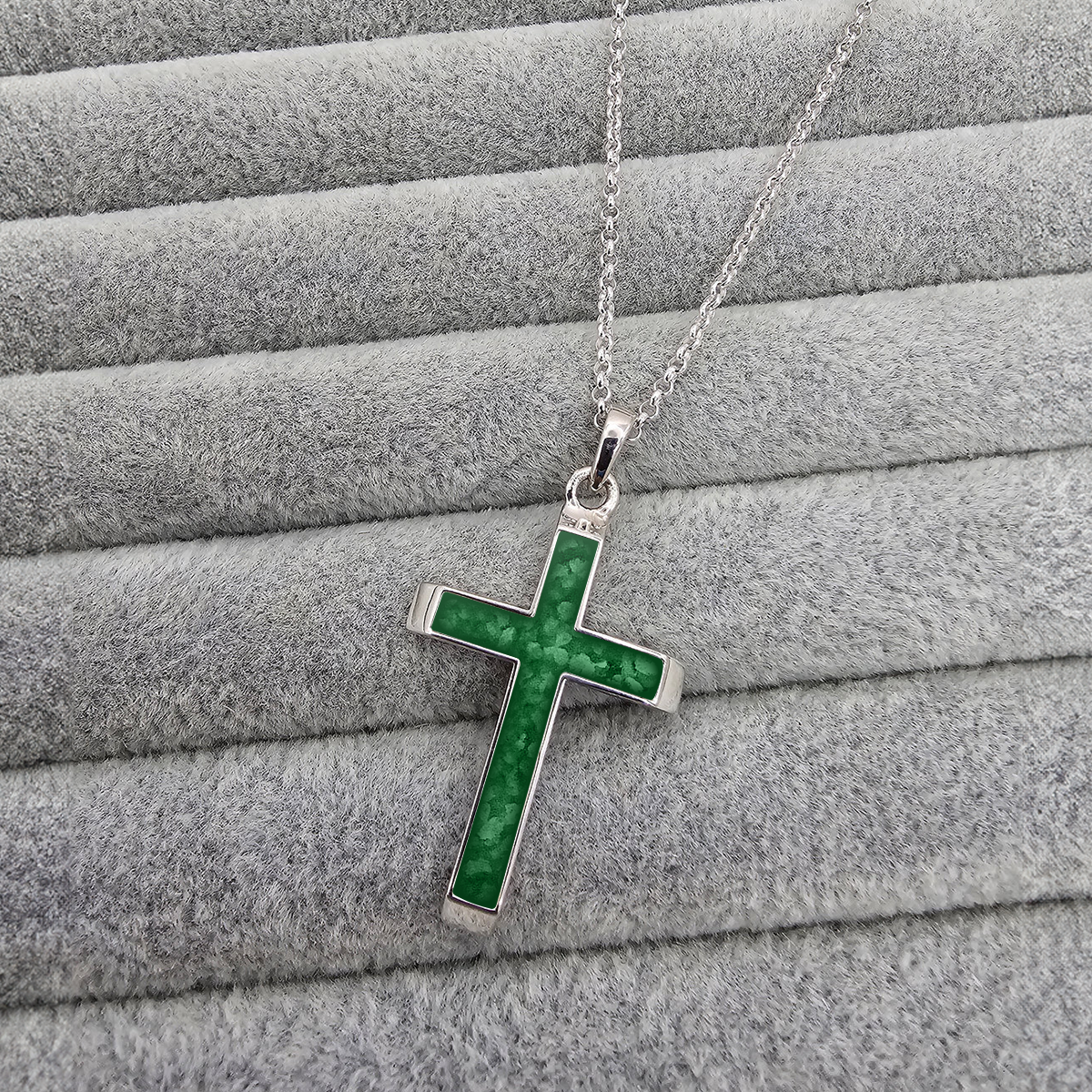 EMERALD GREEN