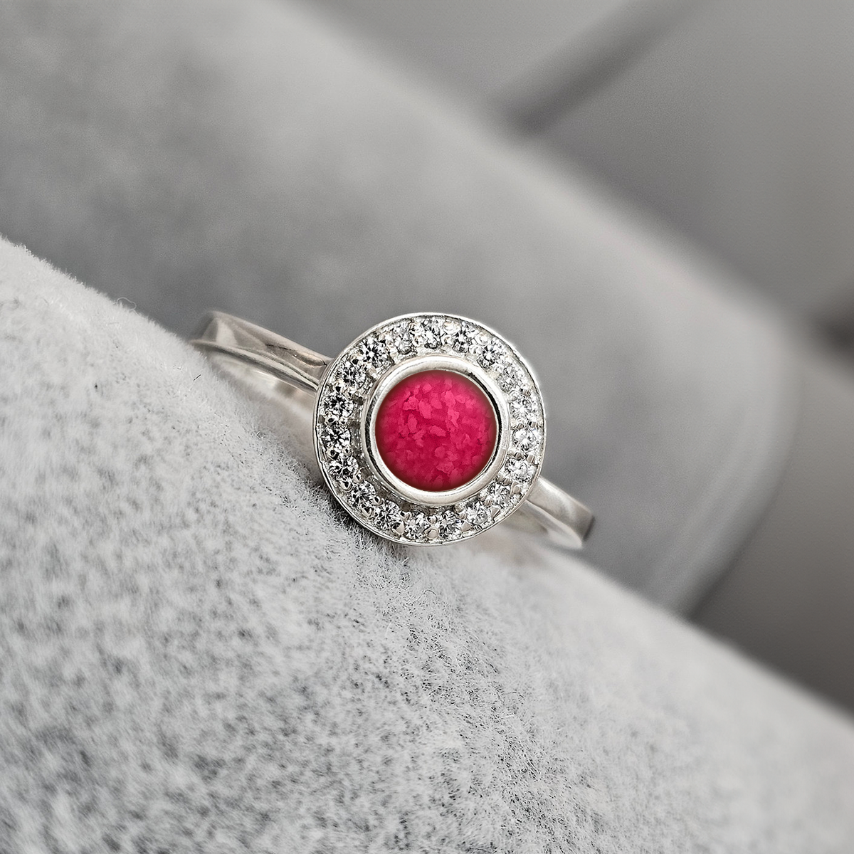 ROSE RED