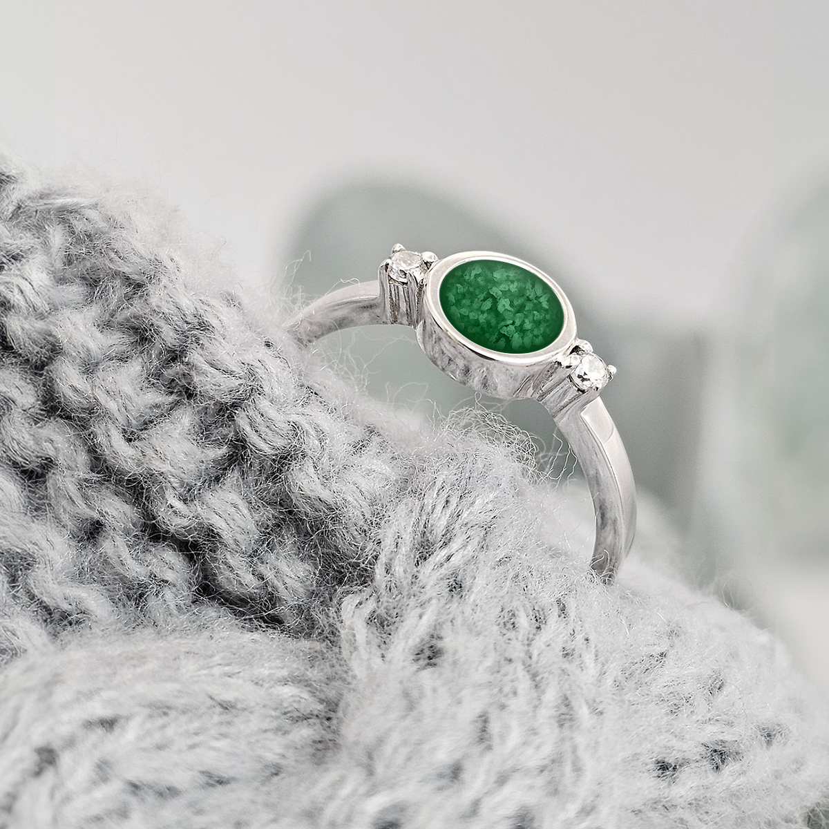EMERALD GREEN