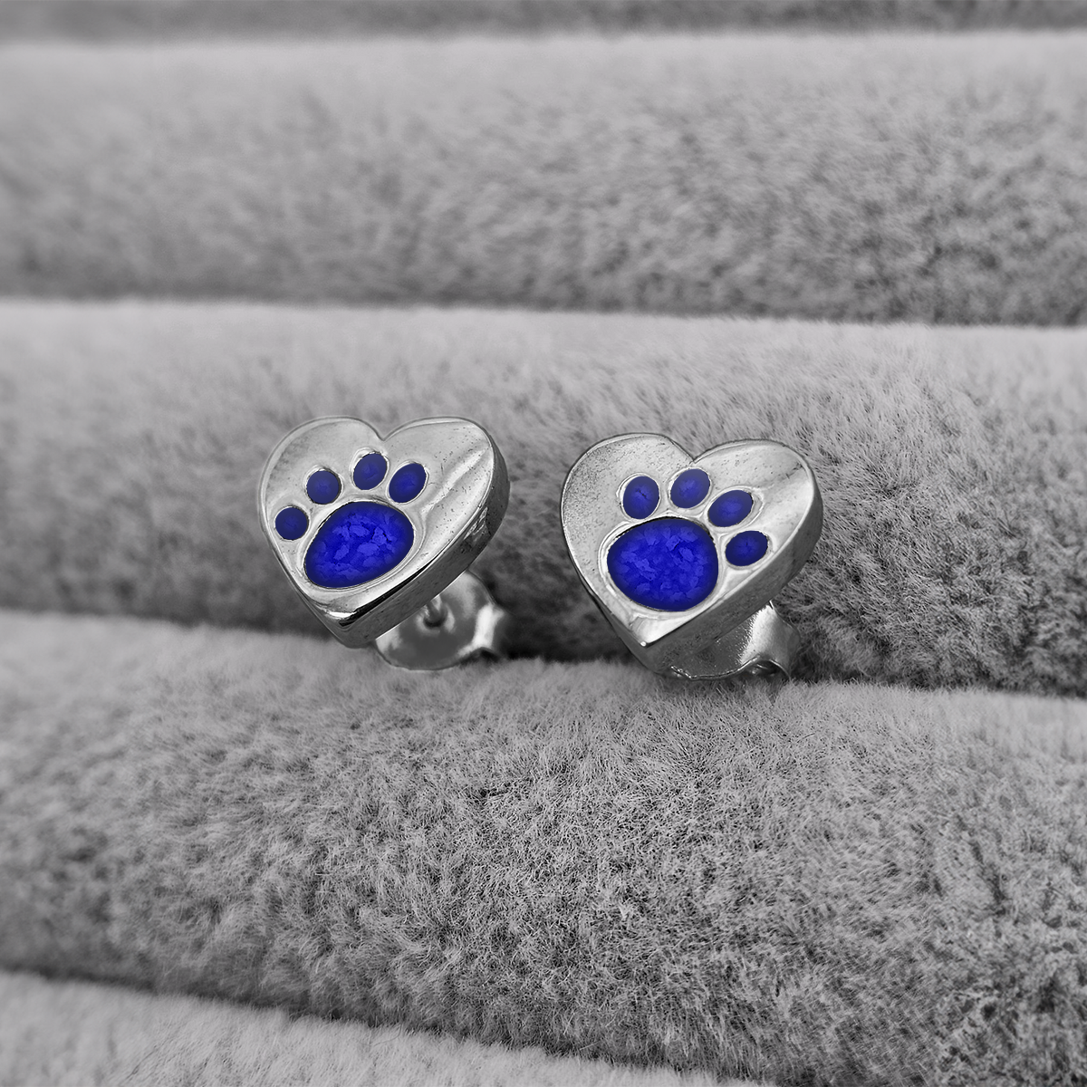 ROYAL BLUE