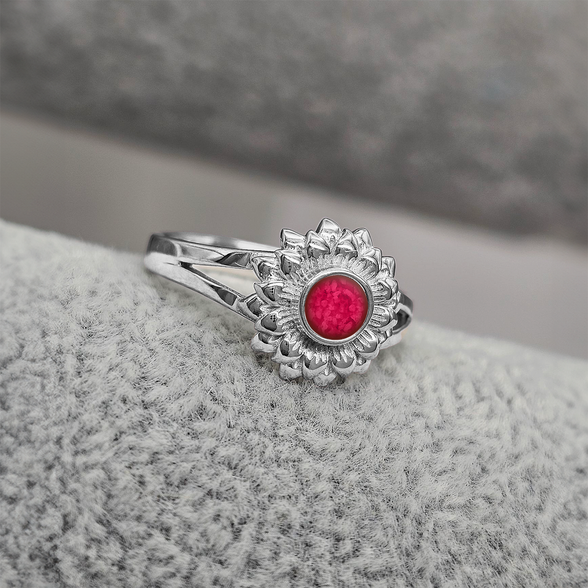 ROSE RED
