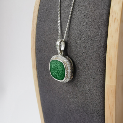 EMERALD GREEN
