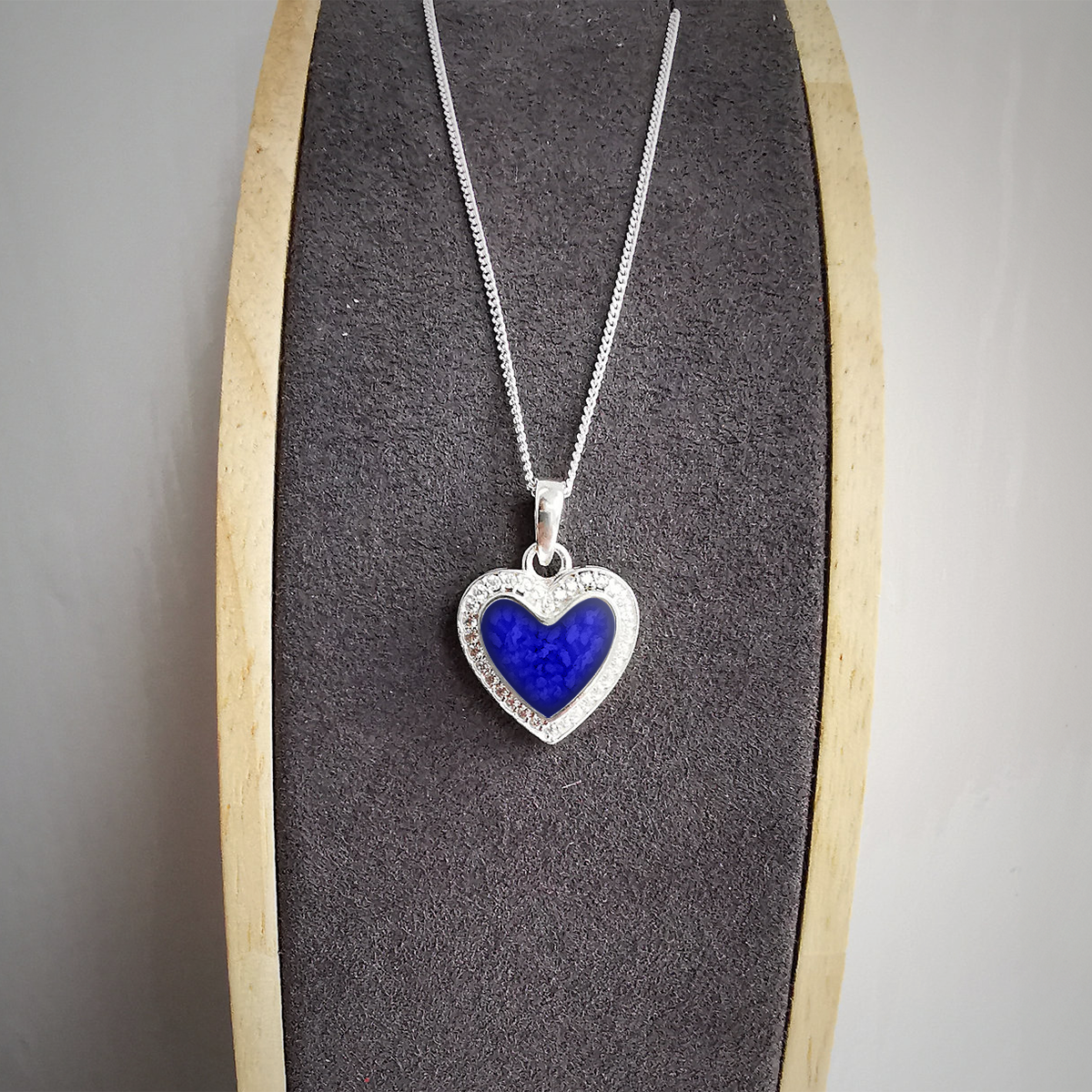 ROYAL BLUE