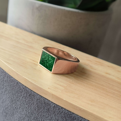 EMERALD GREEN