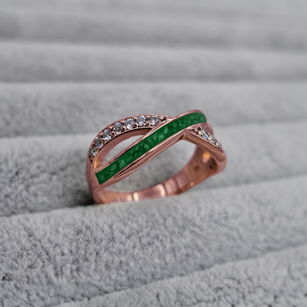 EMERALD GREEN