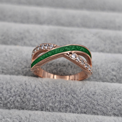 EMERALD GREEN