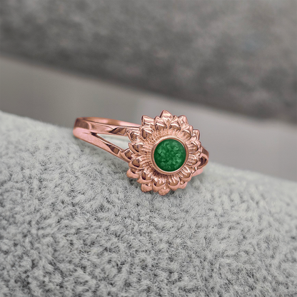 EMERALD GREEN