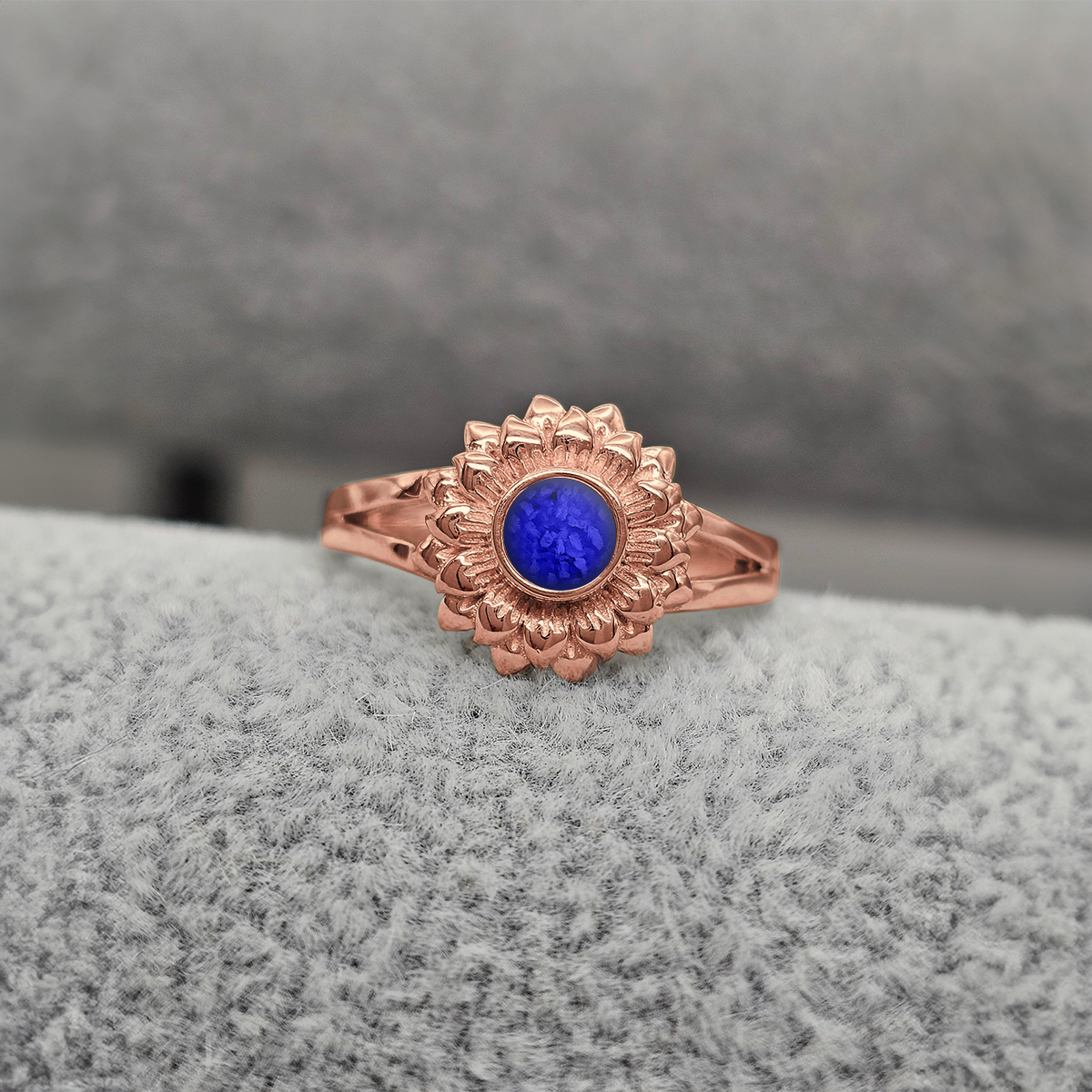 ROYAL BLUE