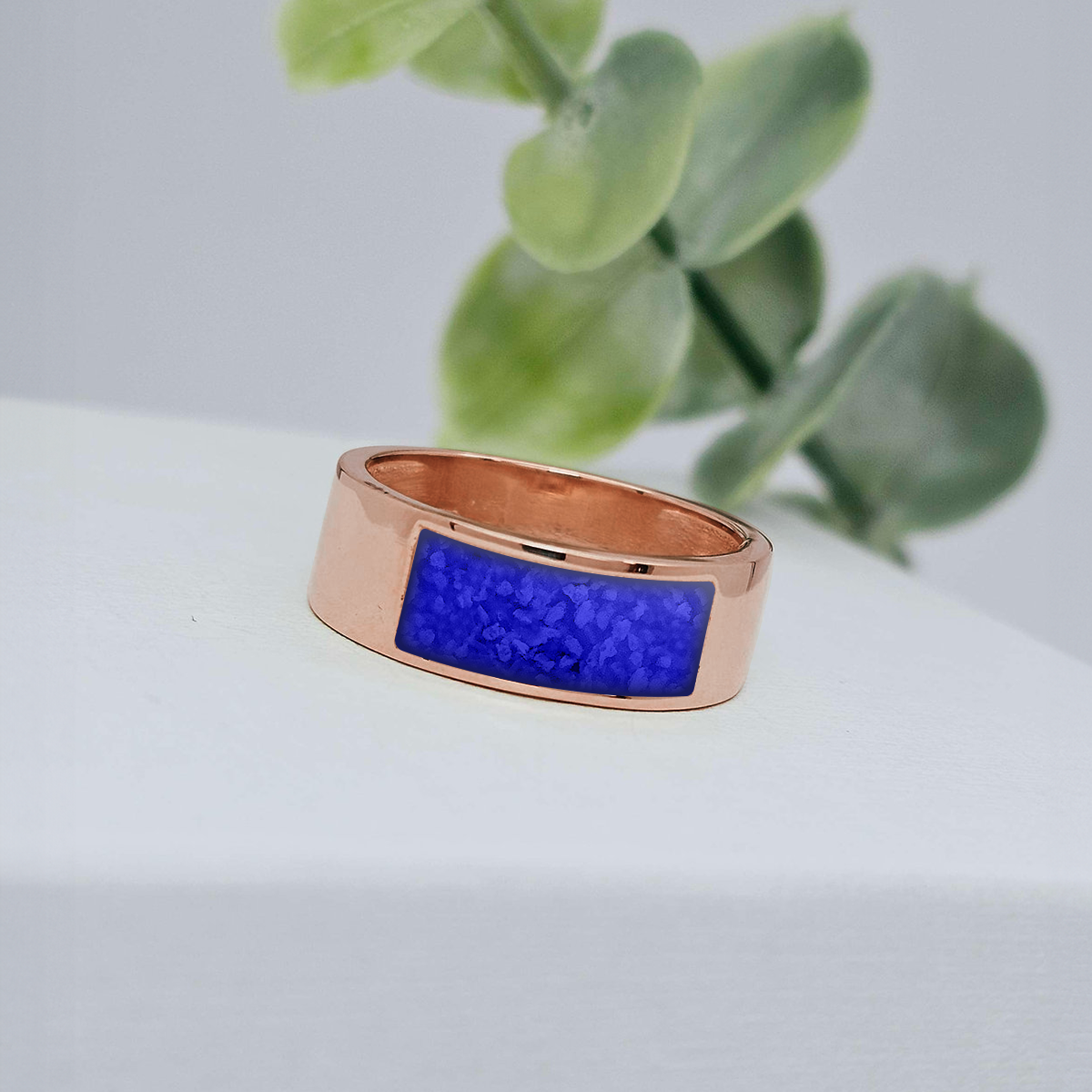 ROYAL BLUE