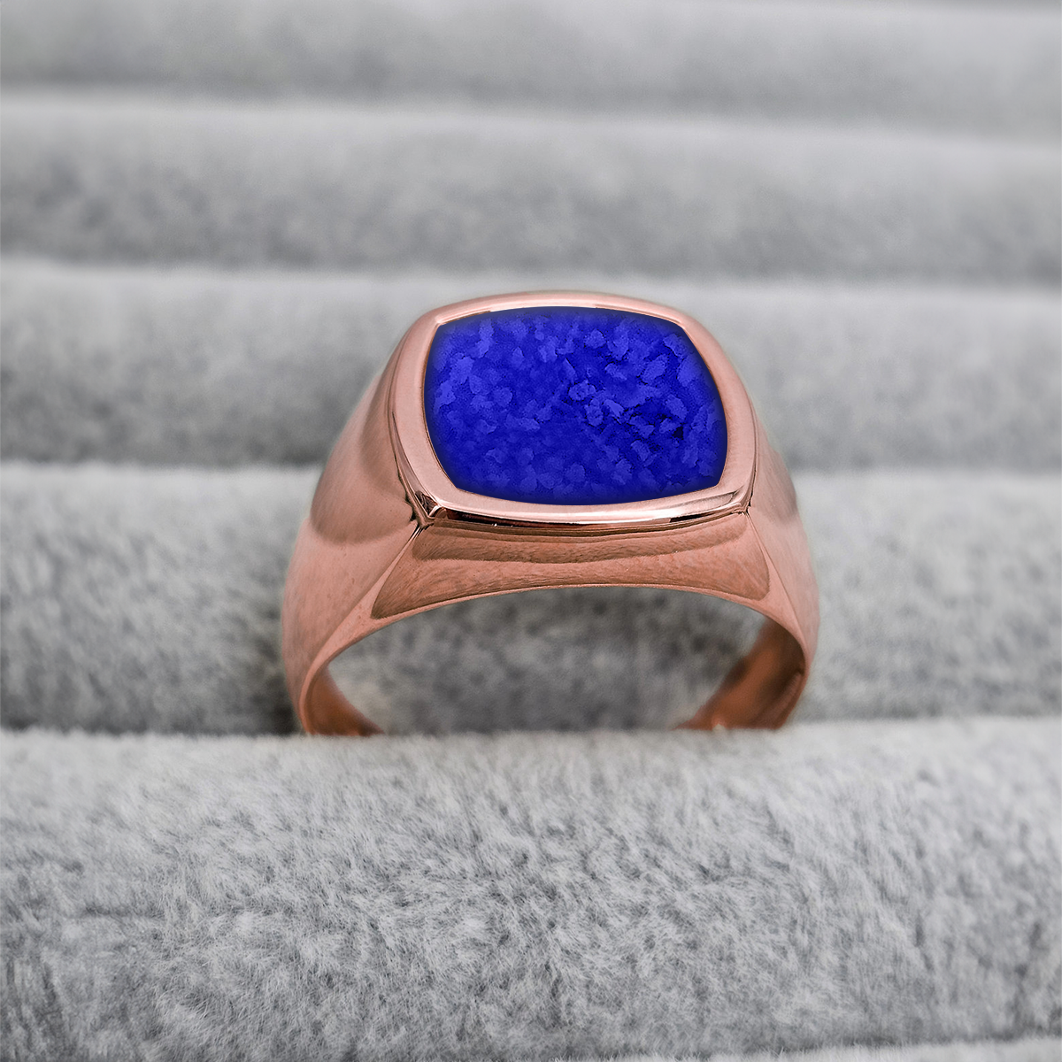 ROYAL BLUE
