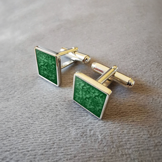EMERALD GREEN