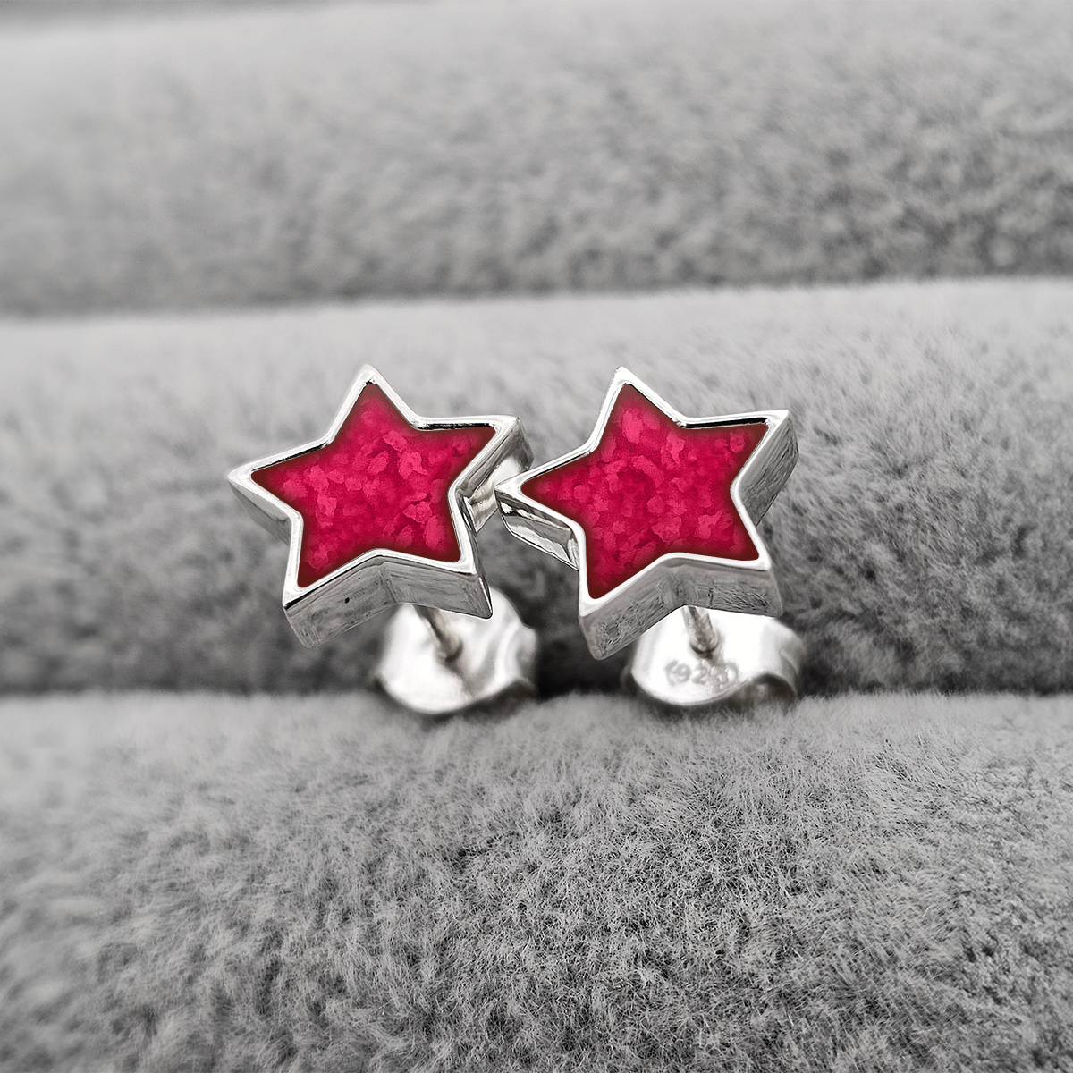 ROSE RED