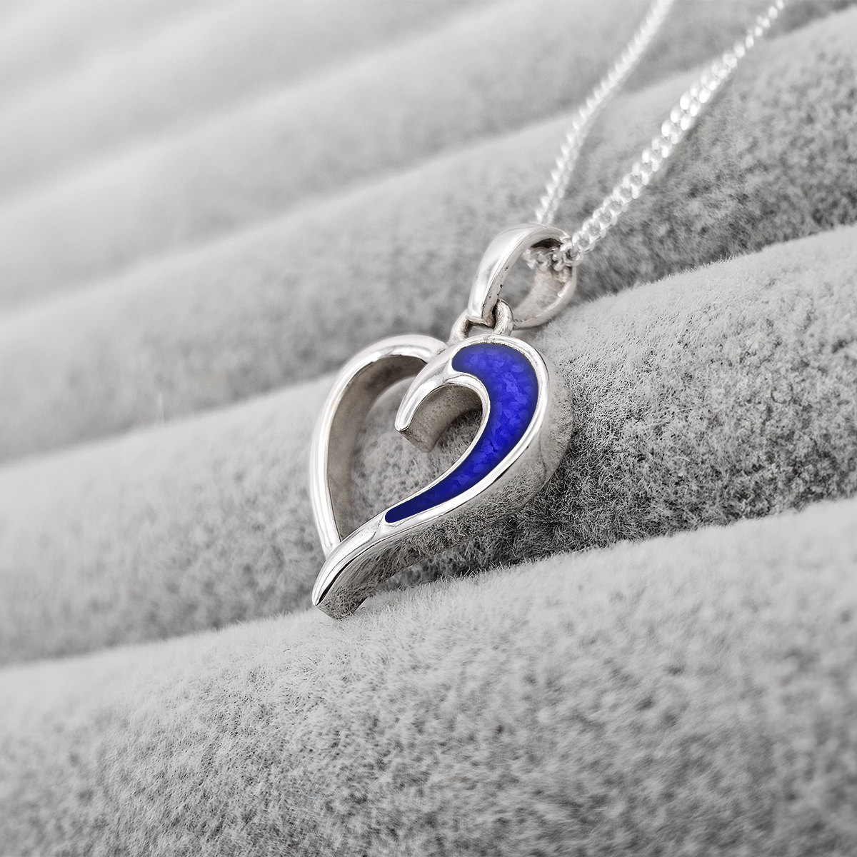 ROYAL BLUE