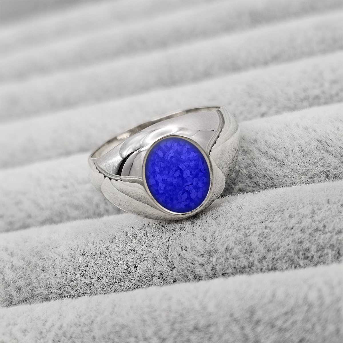 ROYAL BLUE