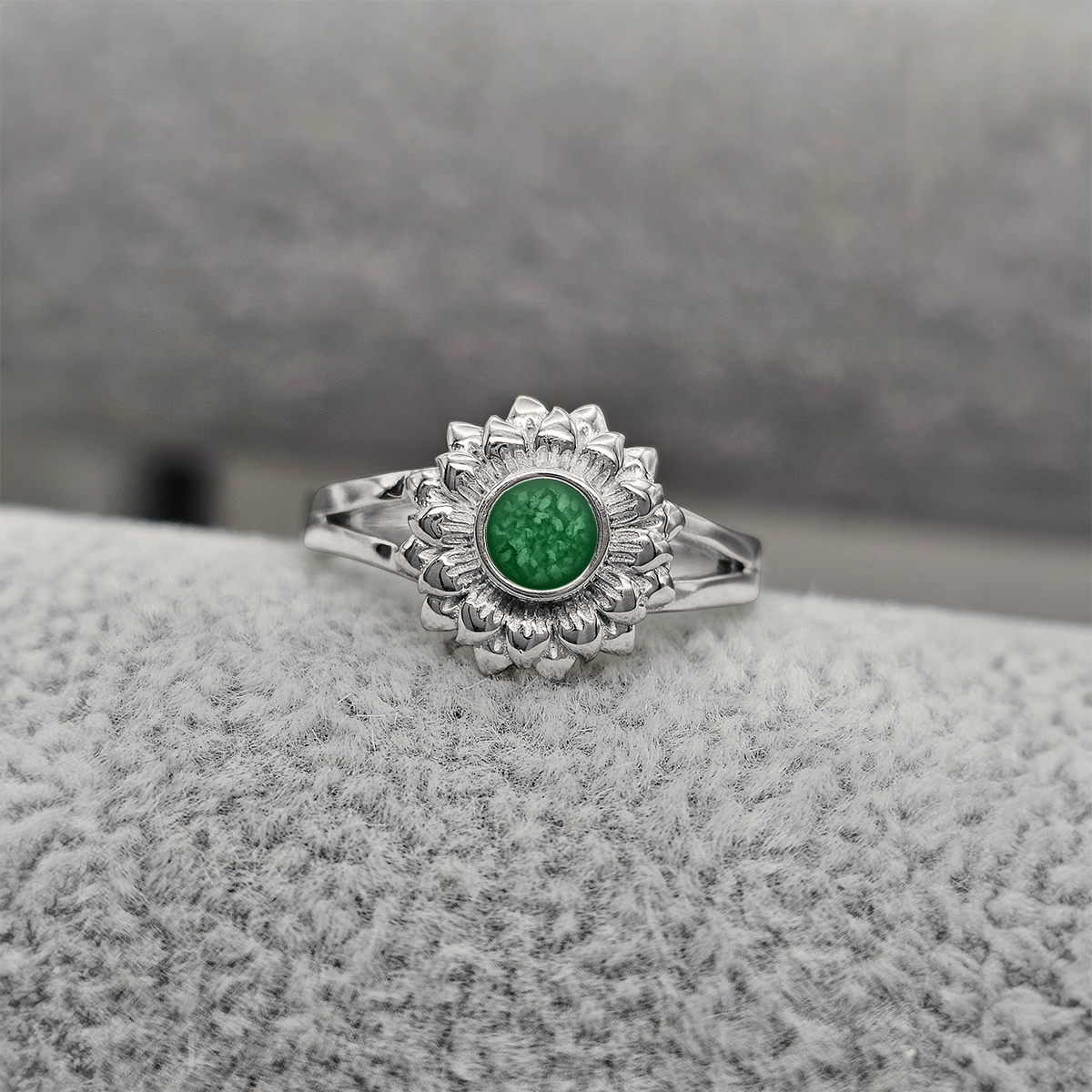 EMERALD GREEN