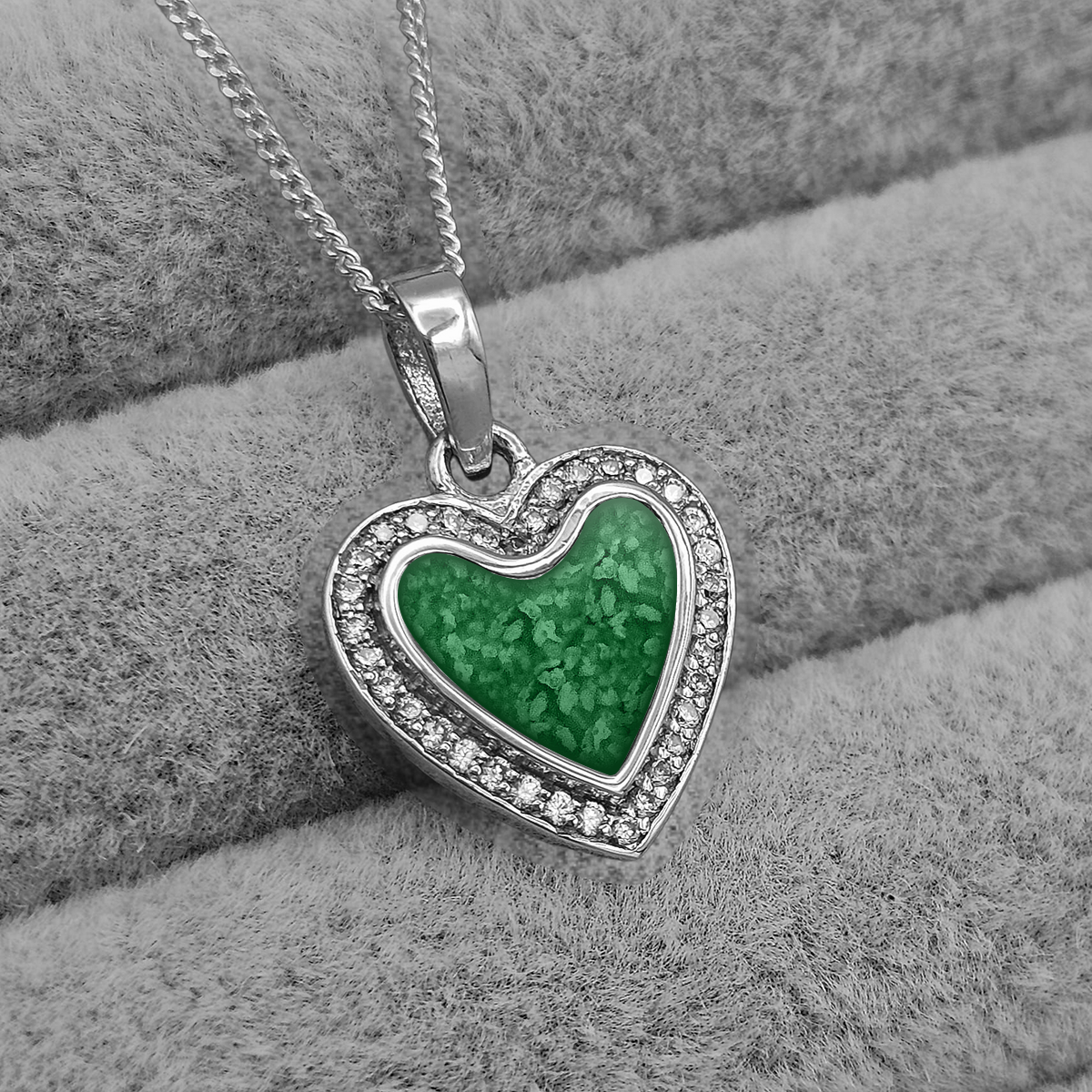 EMERALD GREEN