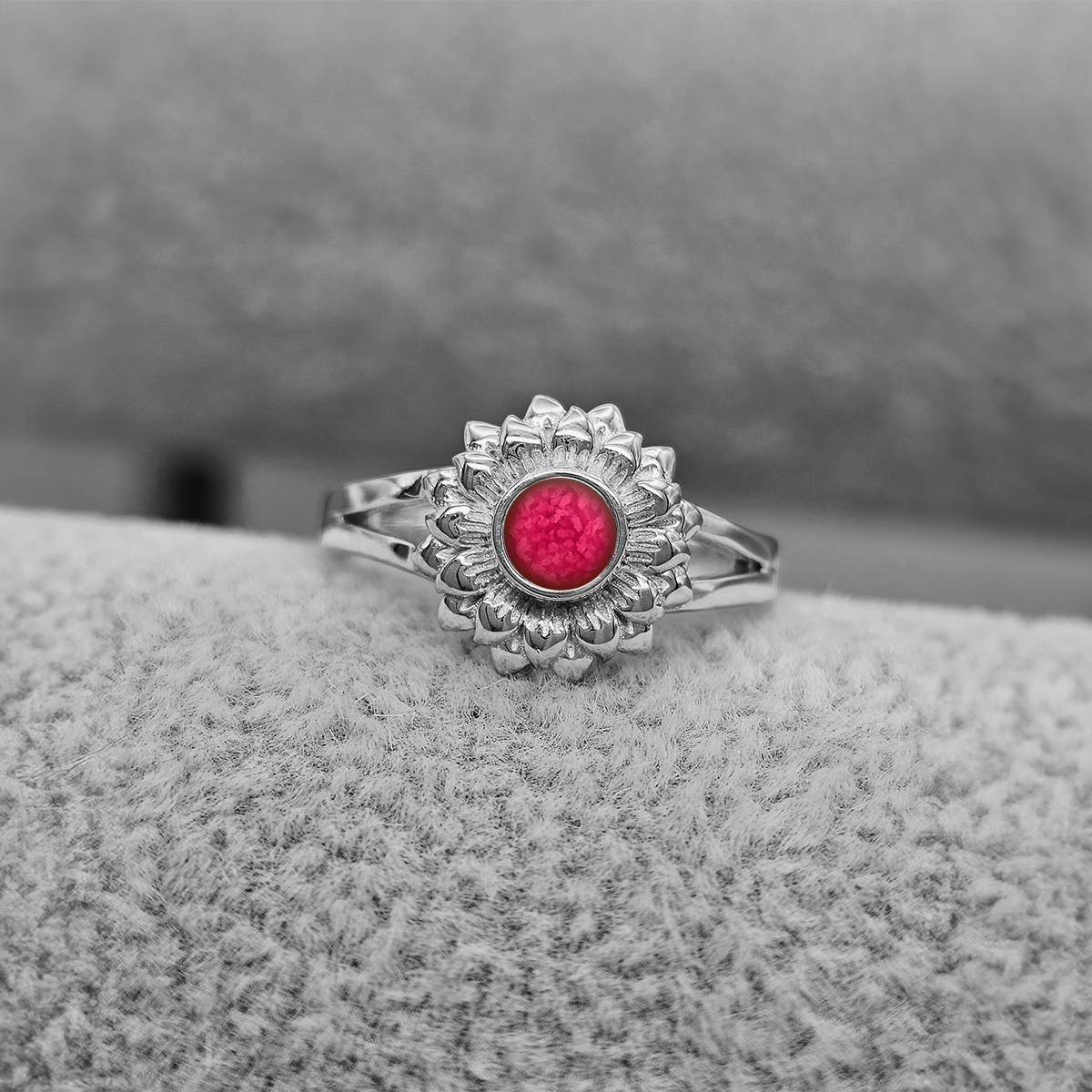 ROSE RED